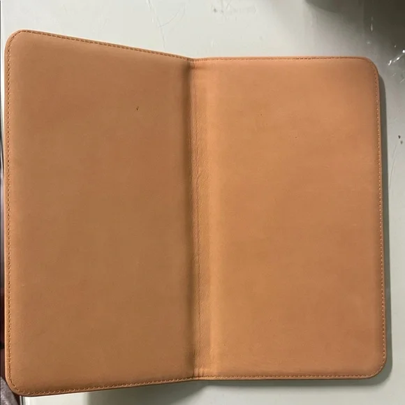 Shinola Detroit Case - Picture 2 of 3